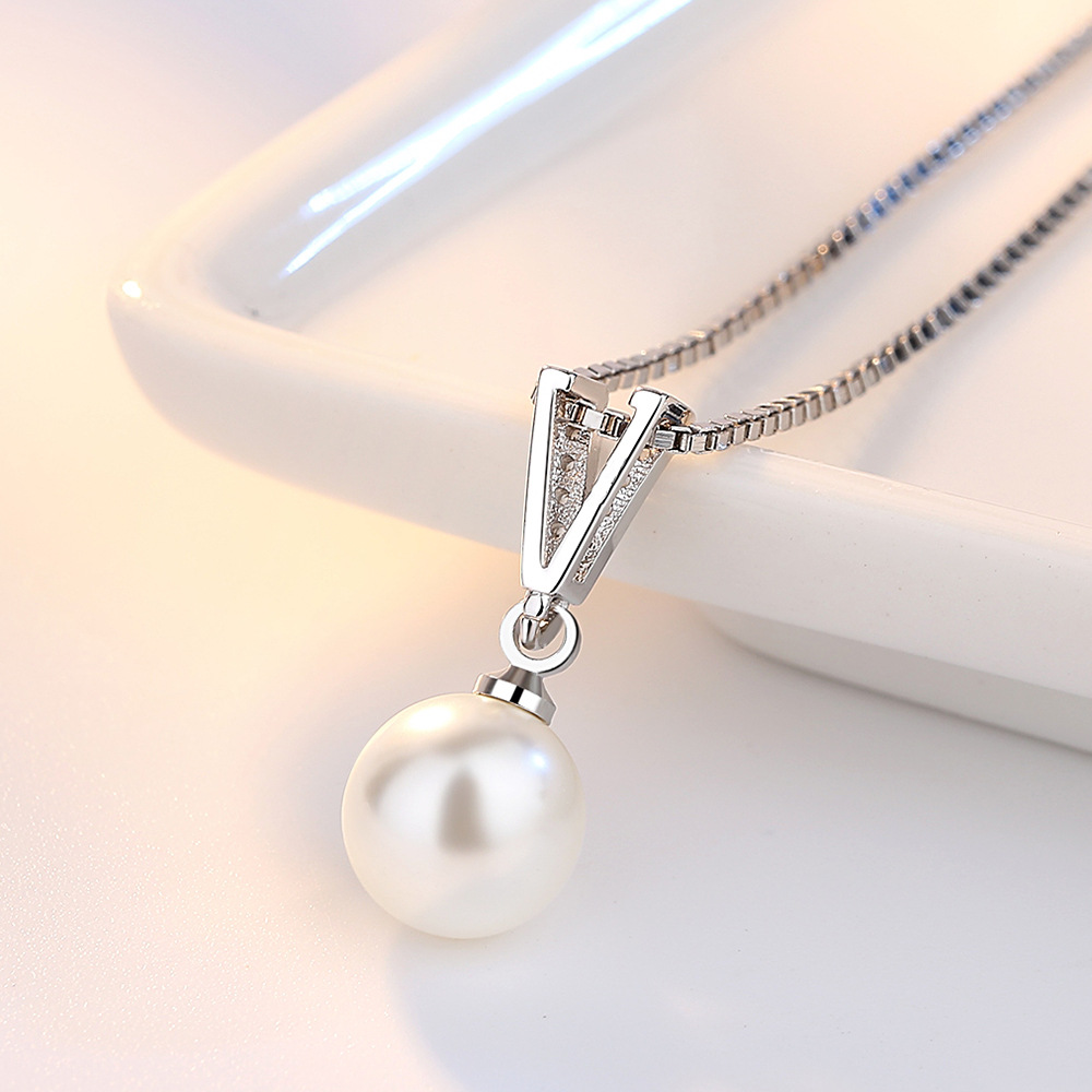 Srebrny naszyjnik próby 925 z  – Pearl Trim Chain recenzja i cena